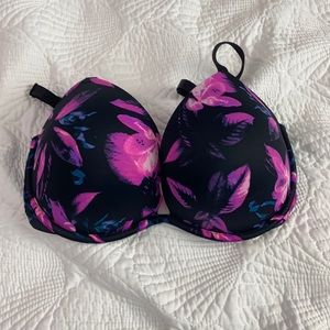 Victoria’s Secret push up 32DDD